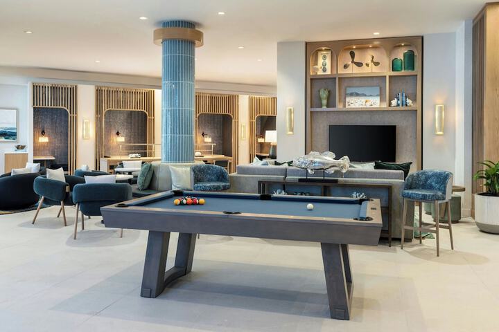 Pool 4 of 60