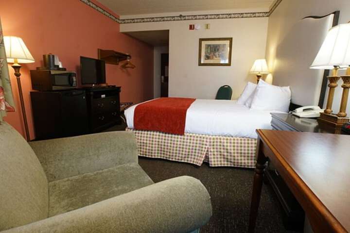 Room 53 of 85