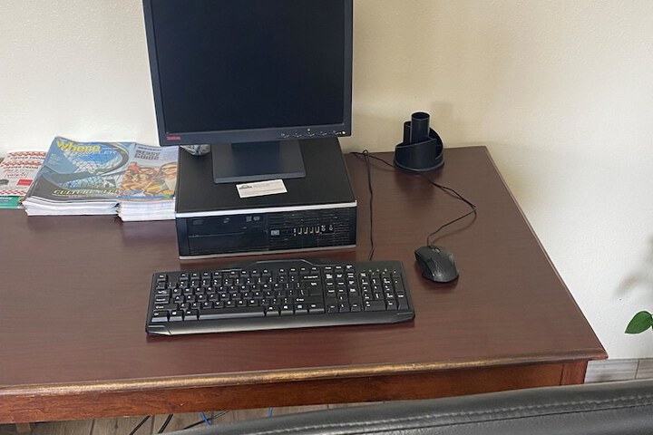 Business Center 28 of 30