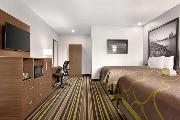 Room 21 of 54