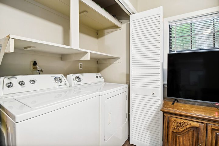 Charming Pocahontas Escape Near Historic Downtown!