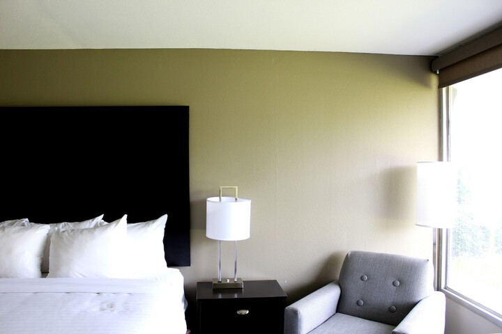 Room 30 of 58