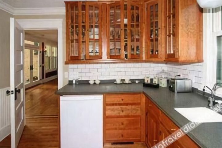 Barrington House Bed & Breakfast