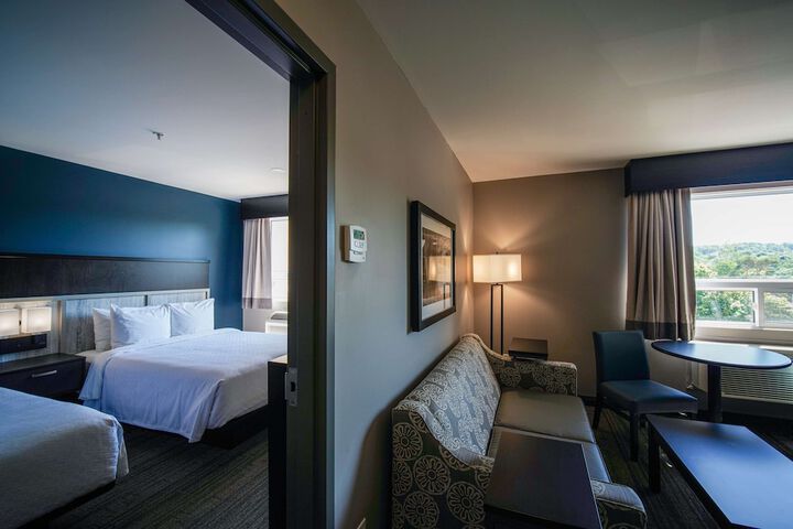 Room 26 of 58