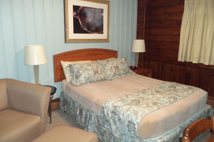 Room 18 of 44