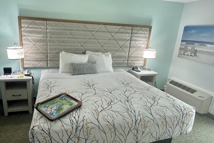 Ocean Sands Beach Boutique Inn - 1 Acre Private Beach