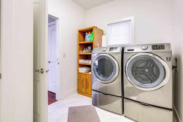 Spacious South Bend Home - Walk to Notre Dame!