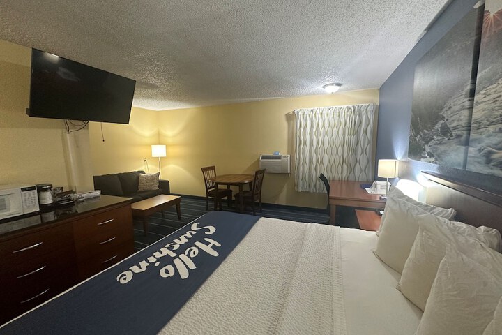 Room 30 of 60