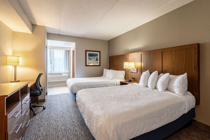 Room 18 of 40