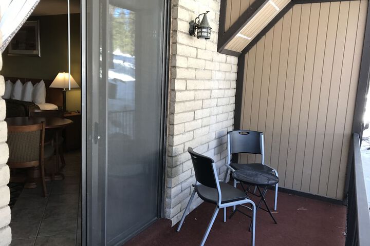 Motel in The Pines
