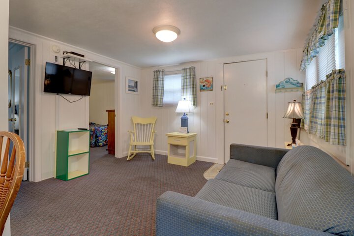 Room 50 of 87