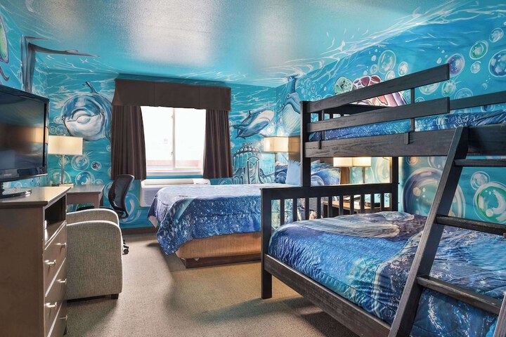 Room 31 of 48