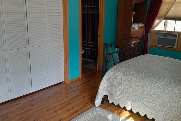 Room 13 of 13