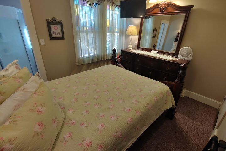 Island Guest House B & B