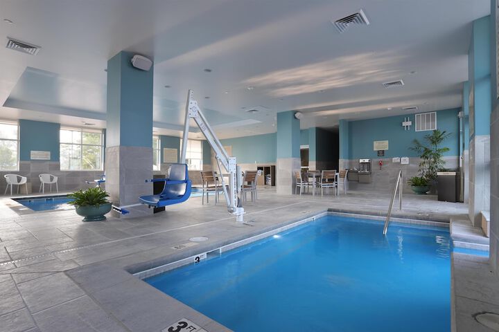 Hampton Inn & Suites Manistee Waterfront