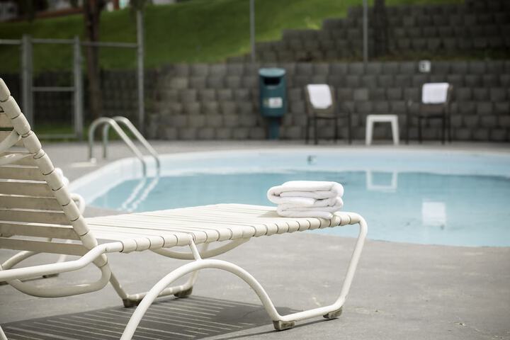 Pool 3 of 53