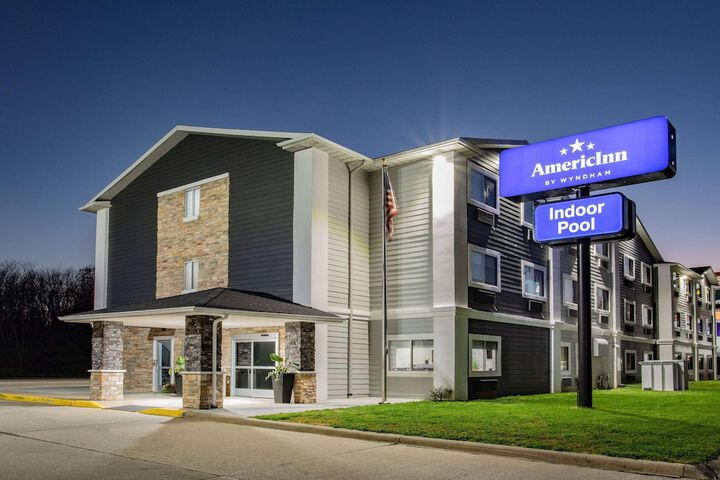 AmericInn by Wyndham Quincy