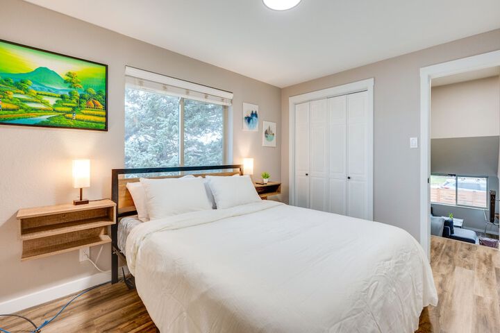 Dog-friendly Arvada Retreat w / Fenced-in Yard!