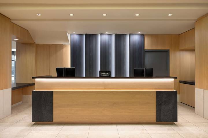 Hilton Vancouver Airport