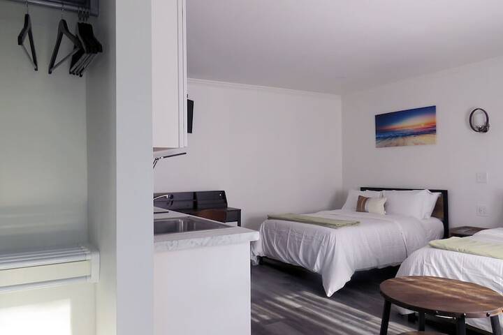 Room 76 of 103