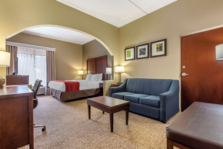 Room 12 of 36