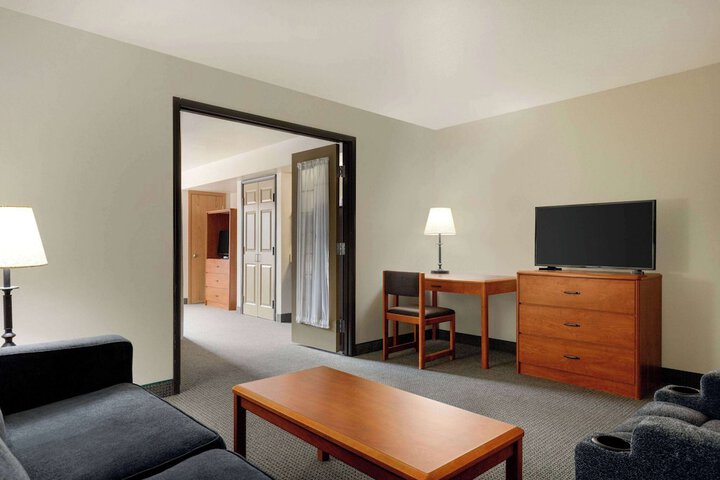 AmericInn by Wyndham Havre