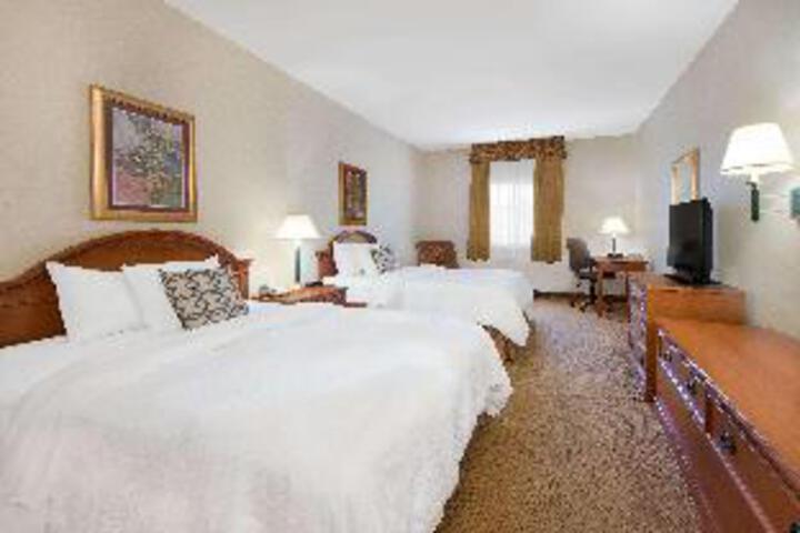 Room 7 of 9