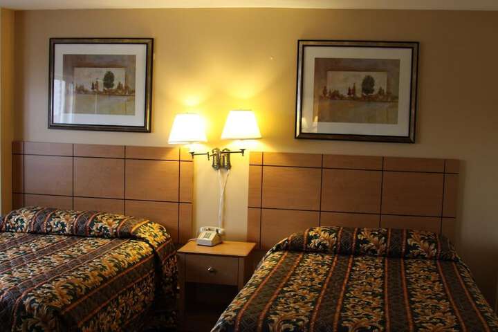Room 19 of 38