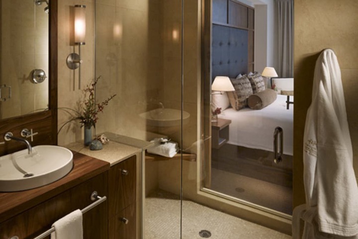 Room 15 of 47