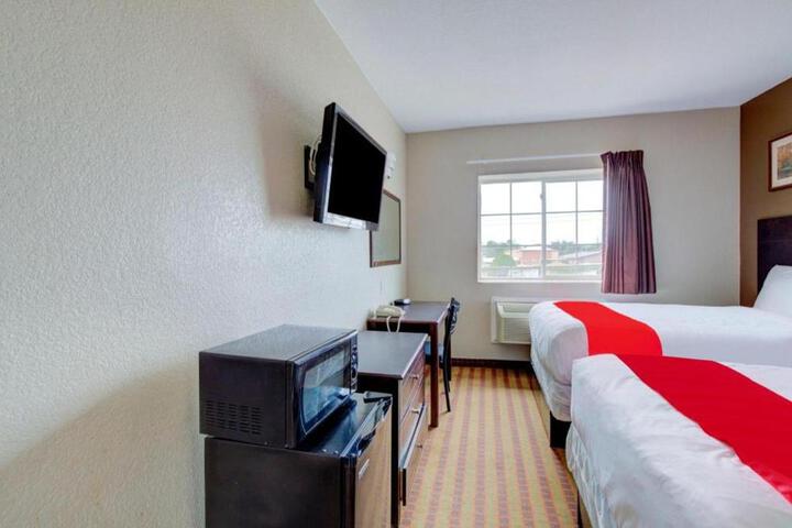 Hotel O Dilley Main St. TX