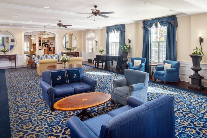 Historic Boone Tavern Hotel and Restaurant