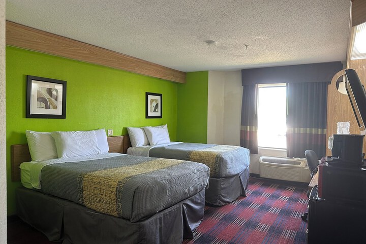 Classic Inn by Townhouse American Way Memphis I 240