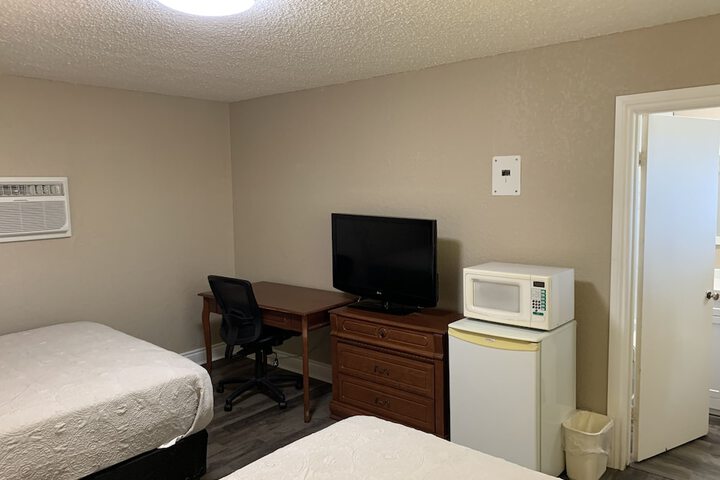 Room 71 of 72