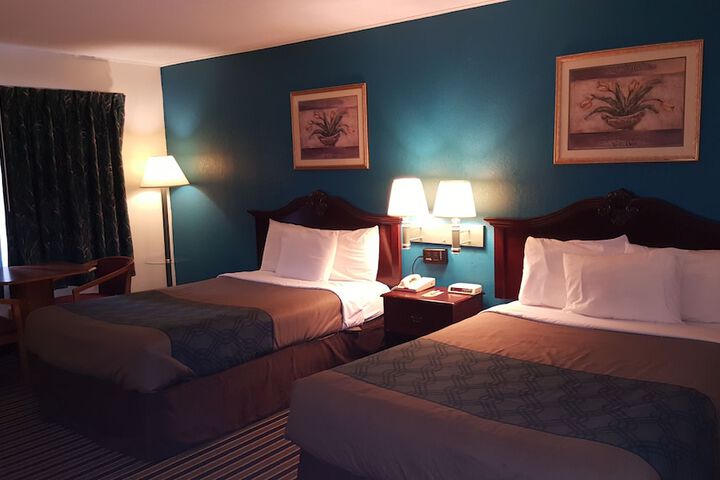 Room 40 of 49