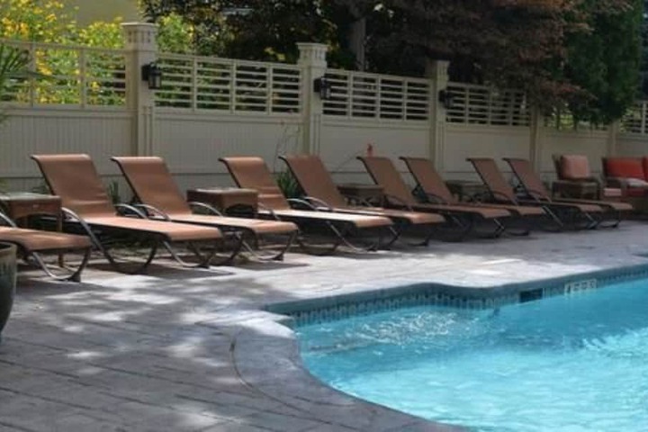 Pool 18 of 130