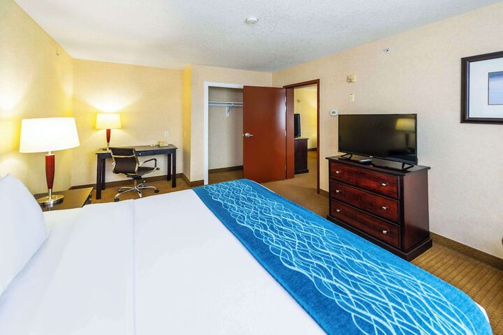 Comfort Inn & Suites Edson