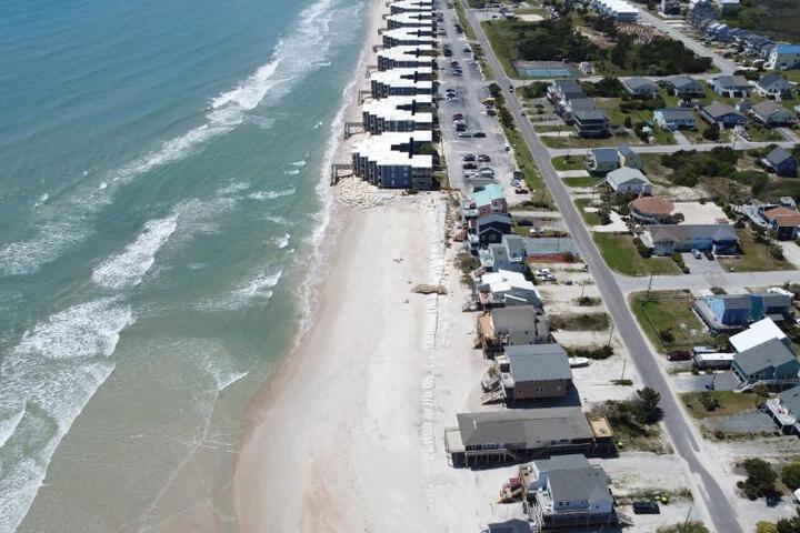 Embrace Oceanfront Elegance: Book Your Stay at Sunrise Oasis