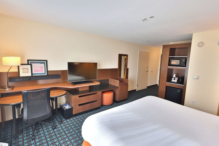 Wavecrest Lodge