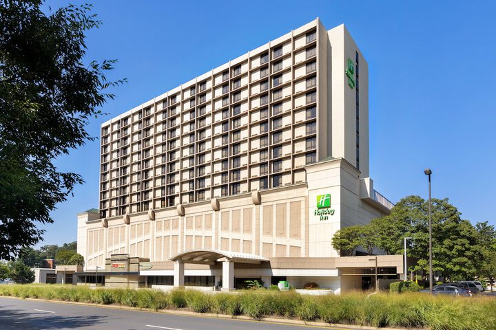 Hotel 2 of 41