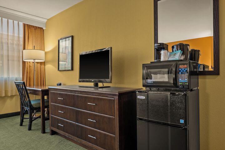Room 8 of 23