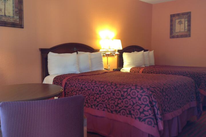 Room 18 of 36