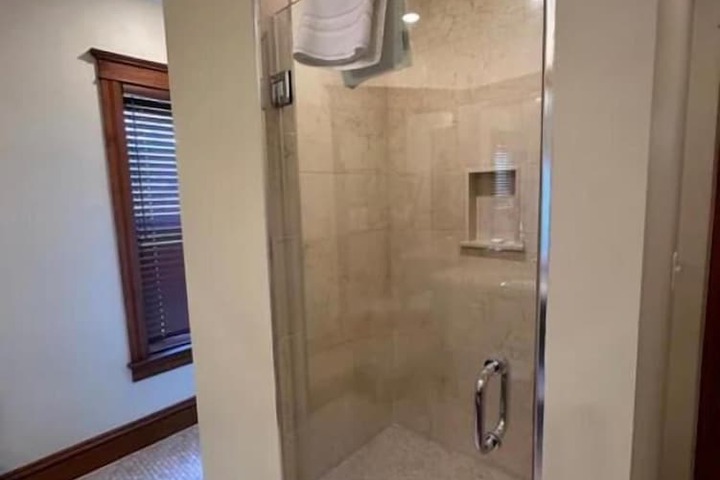 Heartland suites