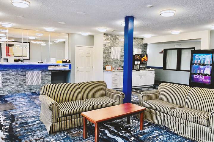 Coratel Inn & Suites by Jasper Northfield