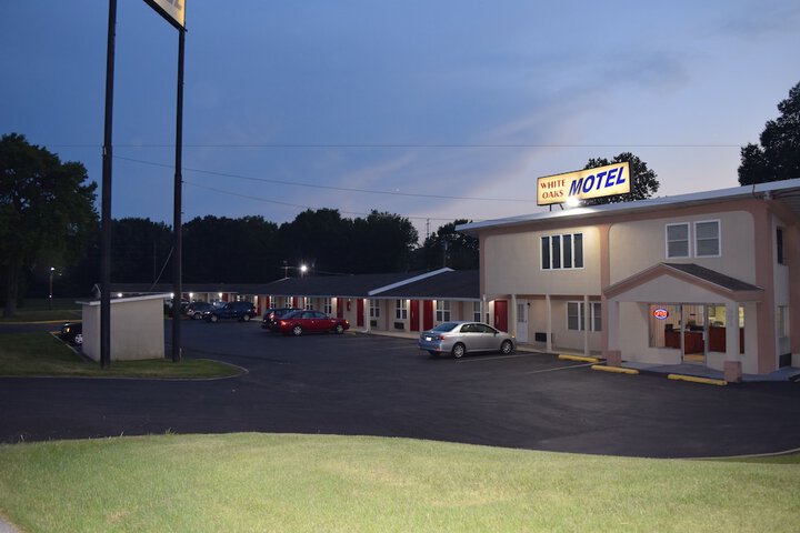 White Oaks Motel Pennsville / Carneys Point