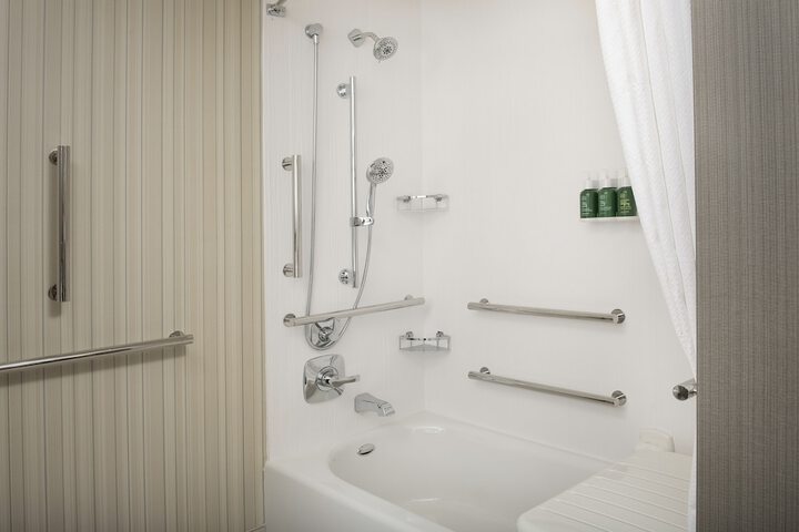 Room 15 of 23