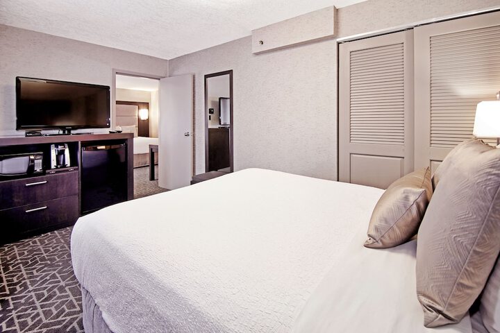 Room 50 of 109