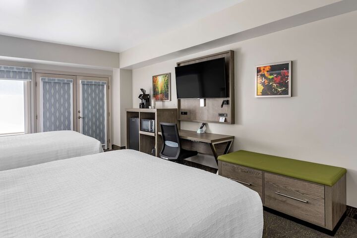 Room 36 of 42