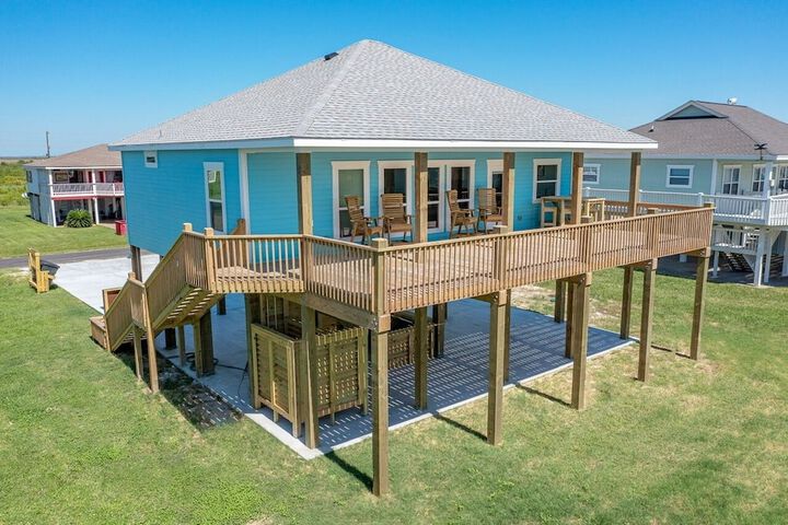 Tideâs Up 3 Bedroom Home by RedAwning