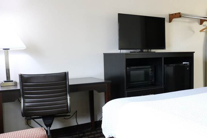 Room 34 of 50