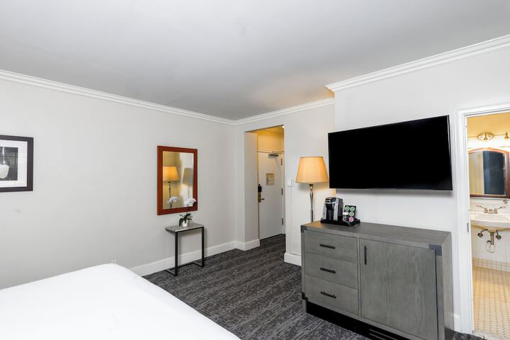 Gideon Putnam Resort & Spa
